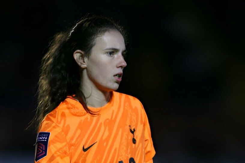Eleanor Heeps of Tottenham Eleanor Heeps of Tottenham Hotspur during the Barclays Women's Super League match between Brighton & Hove Albion and Tottenham Hotspur at Broadfield Stadium on December 14, 2024 in Crawley, England.